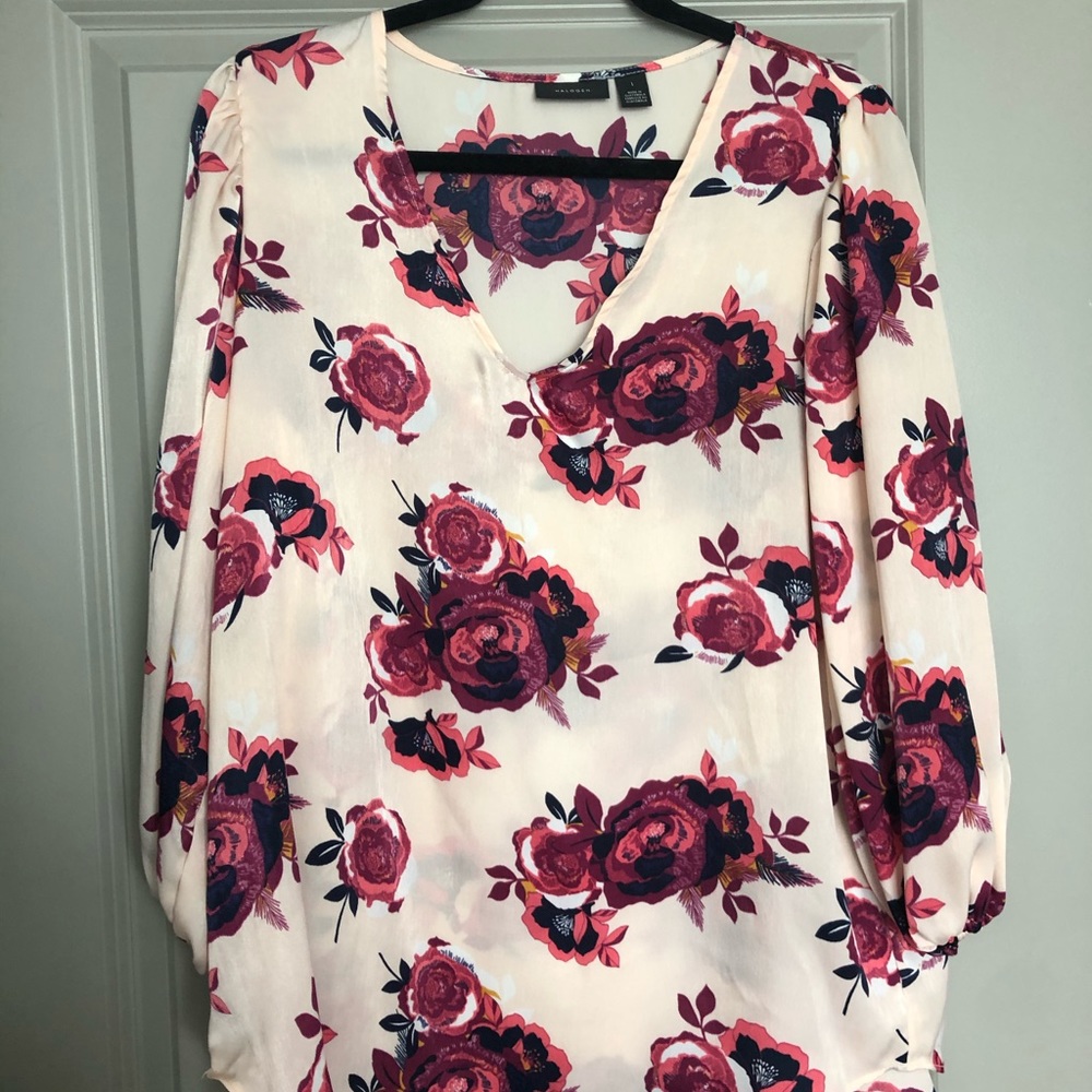 Halogen floral top NWT!!